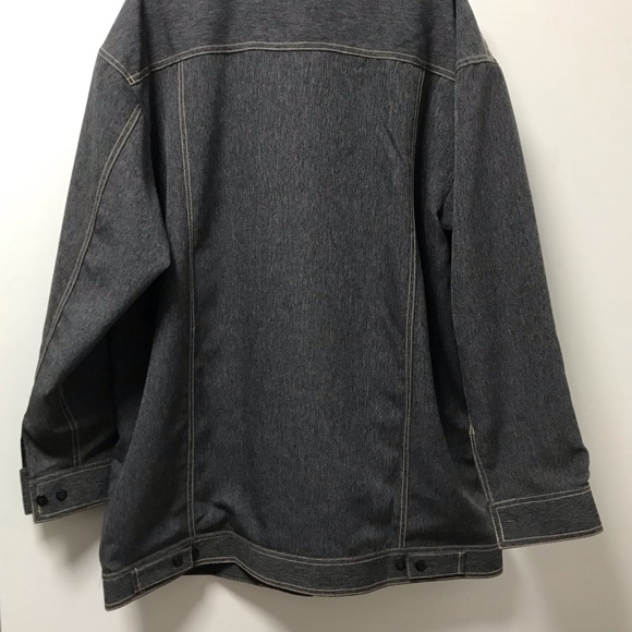 Stylish Montique Denim Look Gold Zipper Lightweight Jacket! - Picture 15 of 16